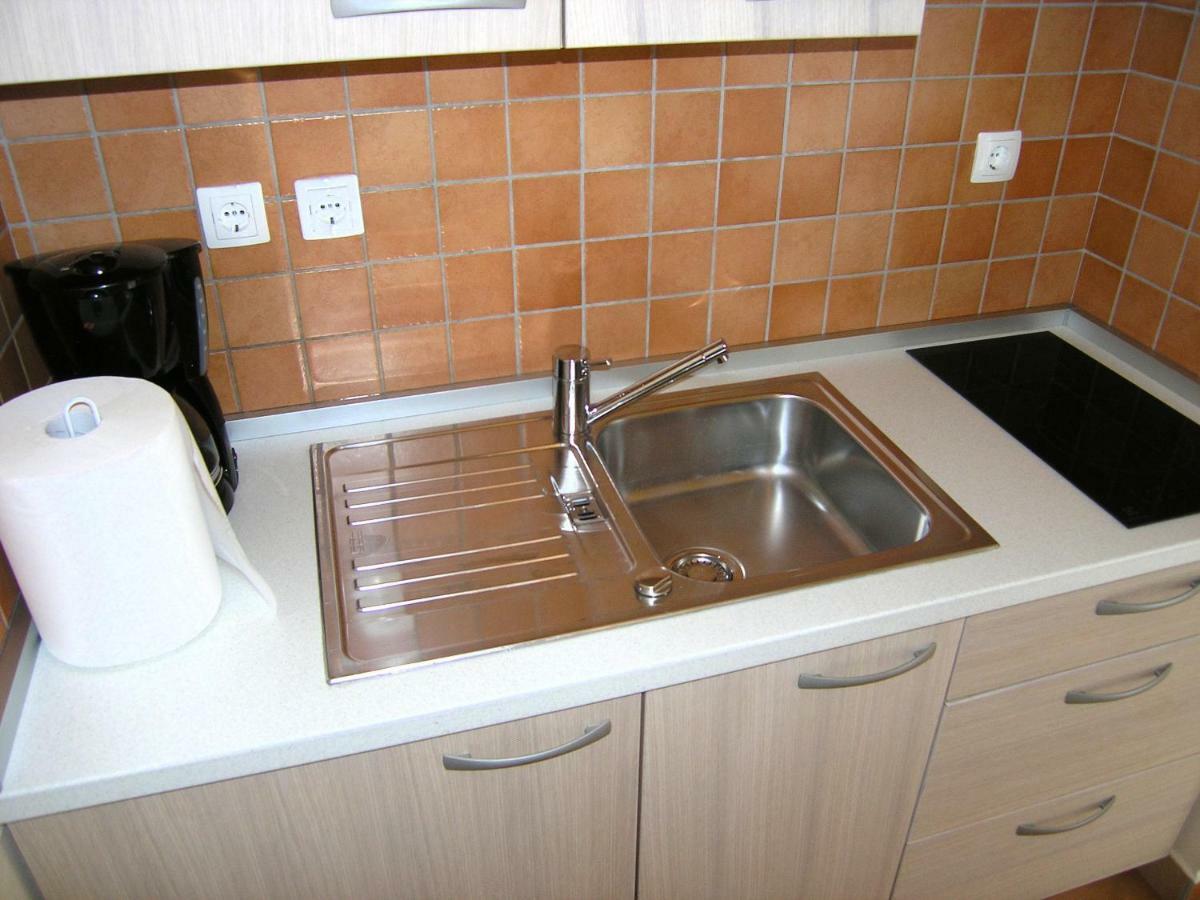 Apartment Damijan Krk Town Exterior photo